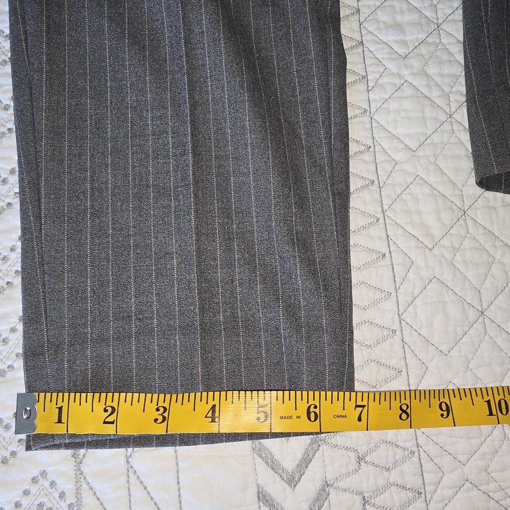 White House Black Market Gray Pinstripe Trousers 8 Long - Picture 6 of 8